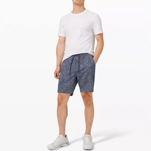 Lululemon Bowline Short 8" Ventlite Mesh Men Sz XXL Pip Antique White Iron Blue